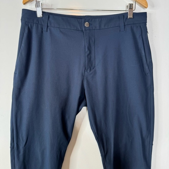 Lululemon Commission Classic-Fit Pant 30" *Warpstreme
True Navy Size 34 - Picture 6 of 8